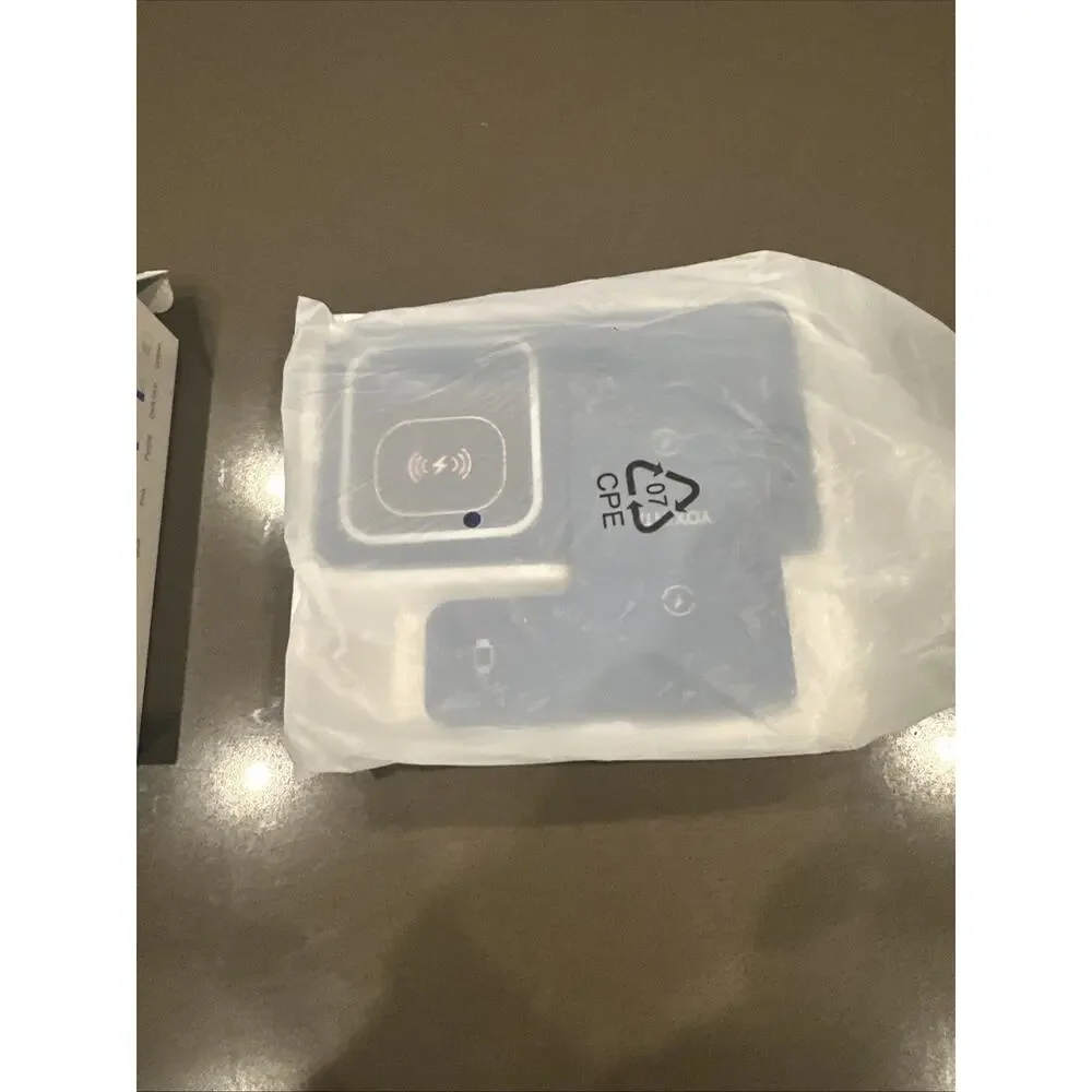 Yoxinta 3-In-1 Wireless I Phone Fast Charger Foldable New in Box